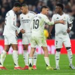 ريال مدريد يدرس ثلاثة لاعبين لتعزيز خط الوسط — التأقلم